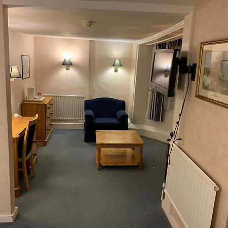 Yelf'S Hotel Ryde Szoba fotó