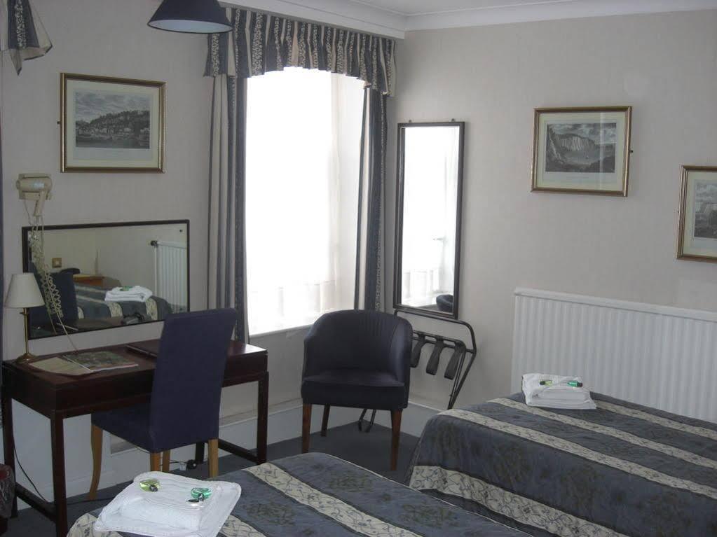 Yelf'S Hotel Ryde Kültér fotó