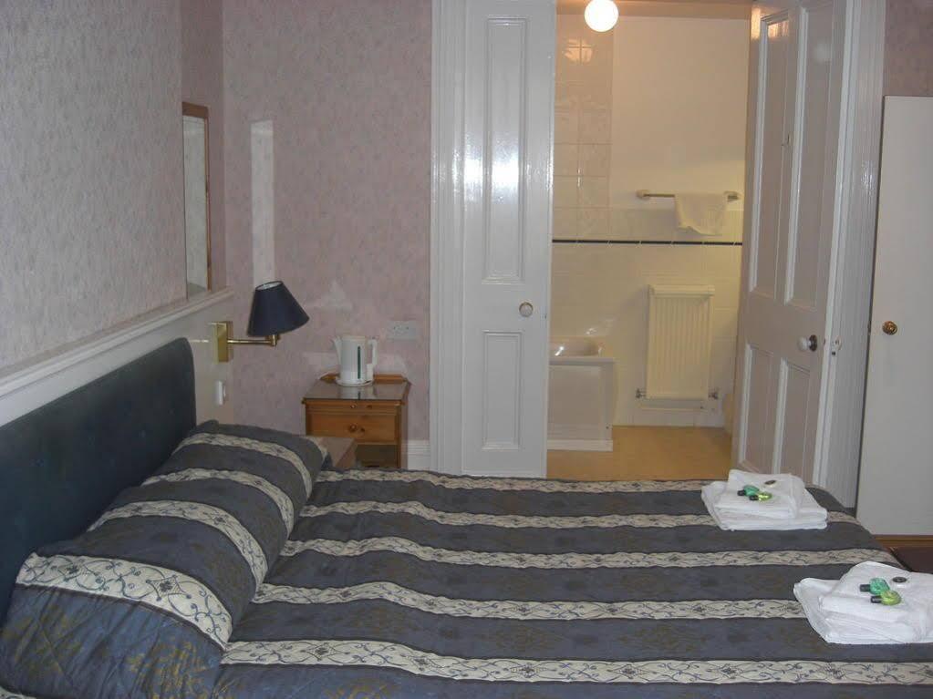 Yelf'S Hotel Ryde Kültér fotó