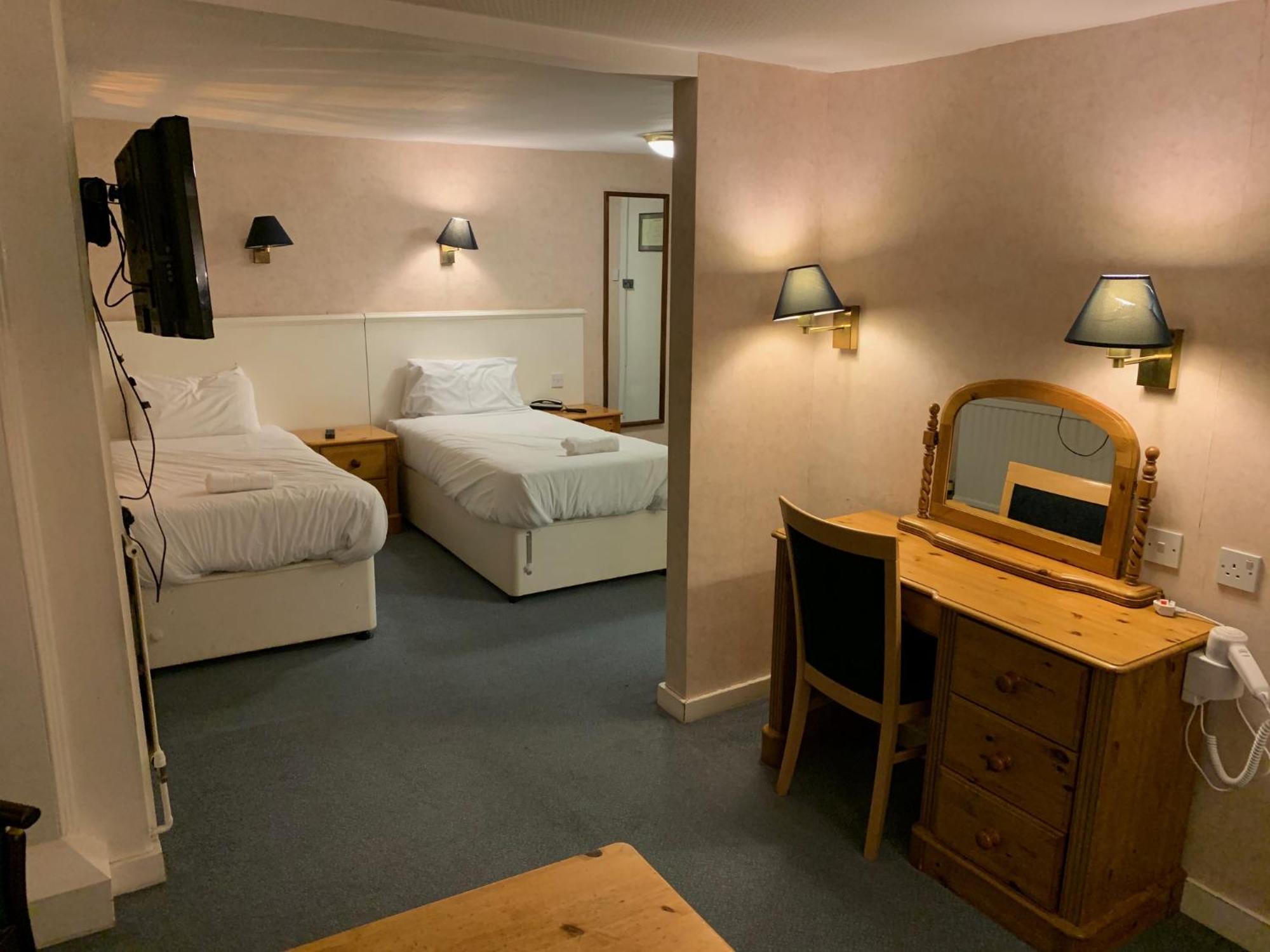 Yelf'S Hotel Ryde Szoba fotó